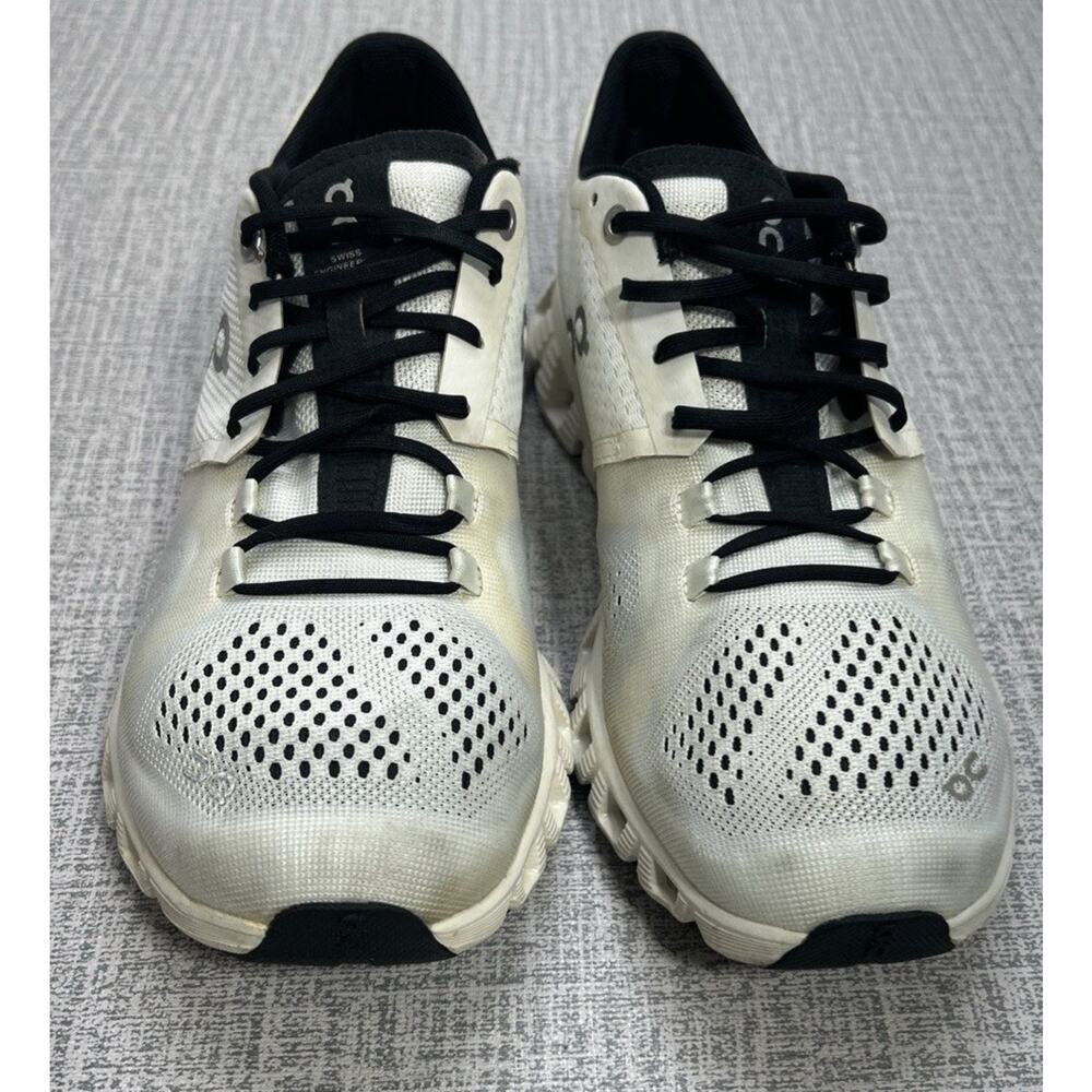 On Cloud X Women's 7.5 Cloudtec Helion White Black Running Walking Sneaker Shoe - Picture 4 of 9